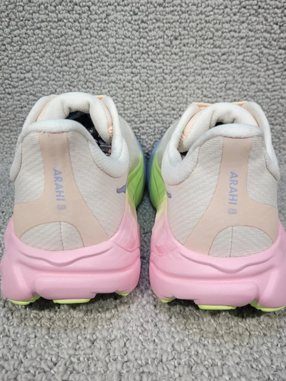 Hoka One One hoka one